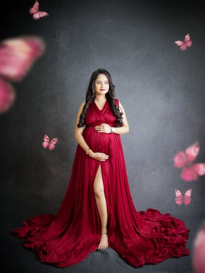 Solo Radiance: Portraits of the Mother-to-Be photo 77