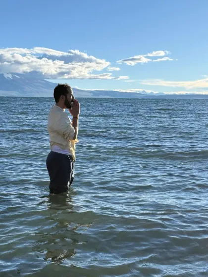 Offering prayers while standing in the pristine, chilling waters of Mansarovar. The experience is intense, invigorating, and deeply purifying for the body and soul.