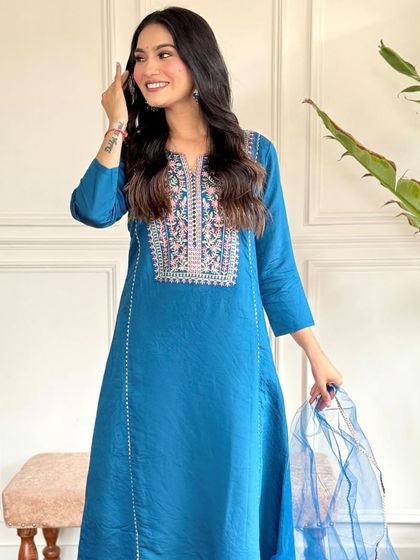 This blue chanderi viscose kurta is a versatile piece. The heavy thread embroidery on the neckline adds a touch of detail that elevates the whole look.