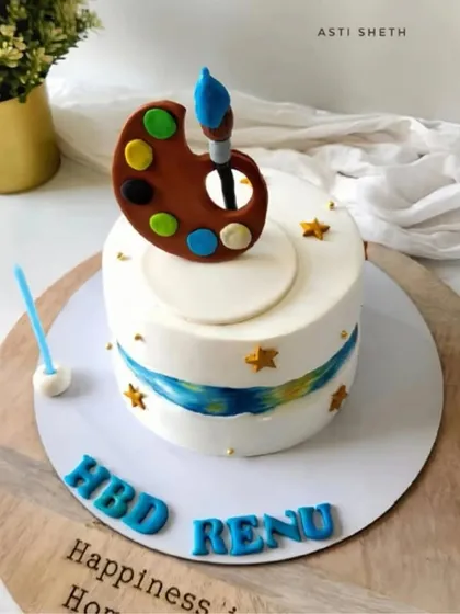 A smaller, minimalist version of the art-themed cake, perfect for a more intimate celebration for an aspiring artist.