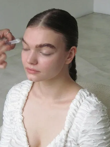 A moment during a brow tinting session. I believe the process should be as relaxing and pleasant as the final result.