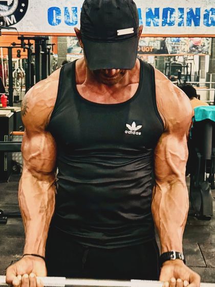 Sapne woh hain jo humein sone nahi dete. Yeh vascularity ussi ka nateeja hai.