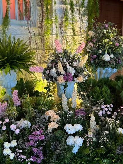 Ethereal Gardens: White & Green Decor photo 44