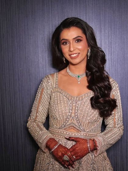 Elegant Reception & Party Looks photo 16