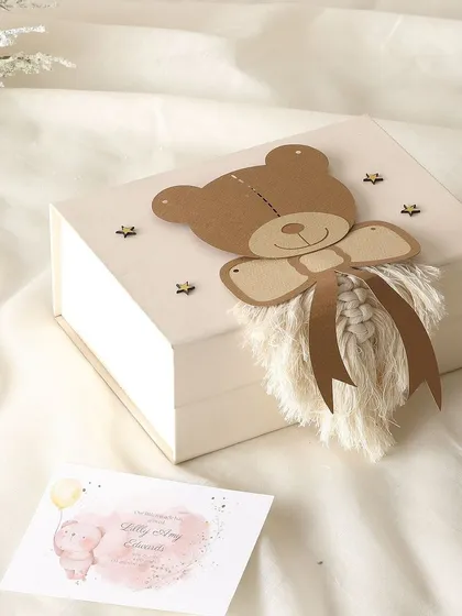 A heartfelt thank you wrapped in sweetness. This return favor hamper is filled with our rich brownies, fudge cookies, almond rocks, and moist tea cake slices.