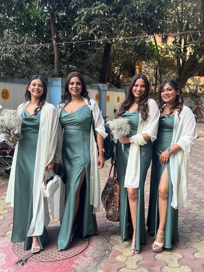 Graceful Looks for Family & Friends photo 25