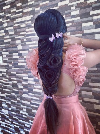 Shruthi - Hairstyling Training & Workshops Advanced & Creative Hairstyling photo 5