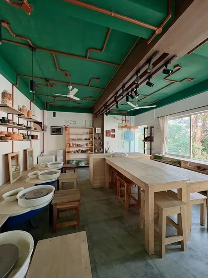 Welcome to our creative haven. I designed the studio to be a bright, inspiring, and comfortable space where you can focus on your craft. With plenty of natural light and dedicated stations, it’s the perfect place to get your hands dirty and let your creativity flow.