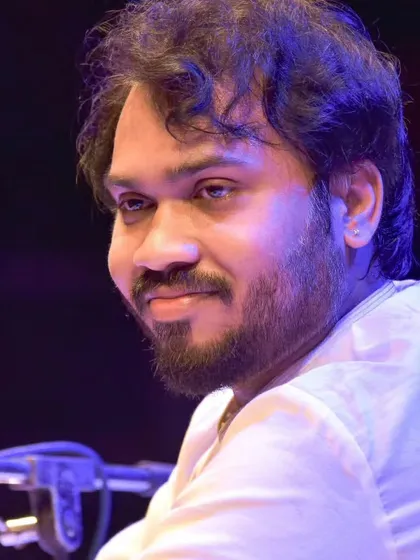 Pictures from my tabla solo at the 'Udaan' Youth Classical Music Festival in Kolkata. Performing for a young and enthusiastic audience is always inspiring.