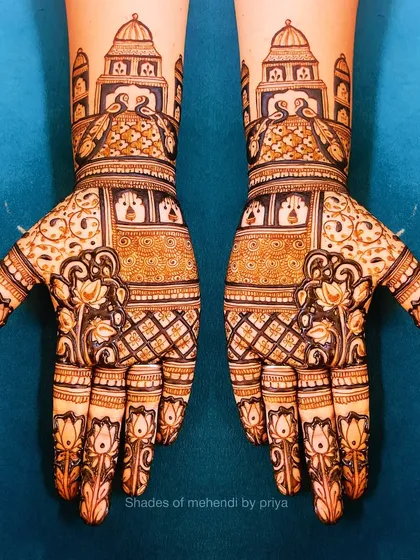 Another view of the Taj Mahal bridal design, showcasing the symmetry and the detailed line work that goes into creating such an architectural piece.