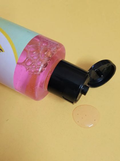 My Pomegranate Facewash, a customer favorite. Pomegranate is an excellent moisturizer and helps to deeply cleanse your skin, leaving it feeling soft and regenerated.