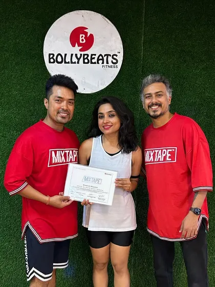 Another star is born! Presenting a newly certified Mixtape Fitness instructor with her accreditation. I can't wait to see the amazing classes she will lead.