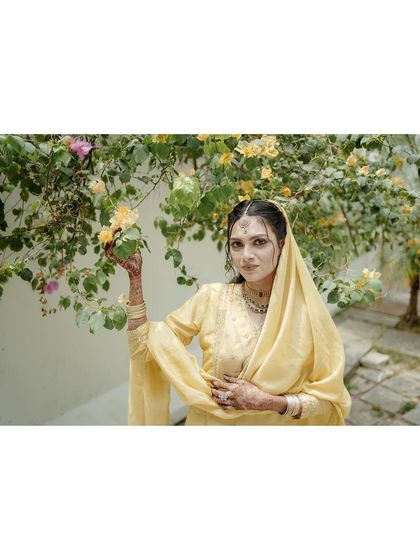 Snaptraits - Fashion & Portrait Photography Bridal Portraits: Grace & Radiance photo 38