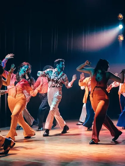 The whole crew gets down in this 70s inspired Locking performance, filling the stage with funk and good vibes.