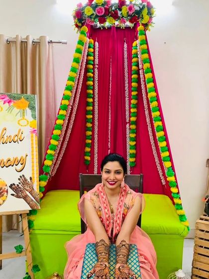 Intricate Bridal & Storytelling Mehndi photo 14