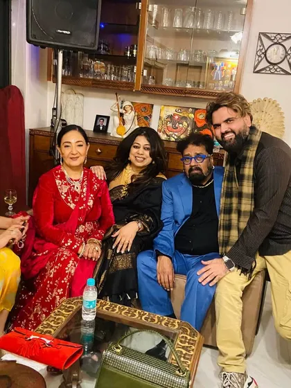A candid group photo from a beautiful musical gathering. It is a blessing to be surrounded by such talented and inspiring individuals like Hariharan Ji and Jaspinder Narula Ji.