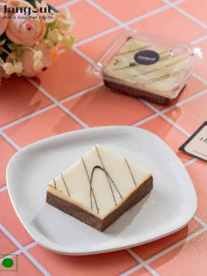 When a fudgy brownie meets rich cream cheese, it's pure indulgence. This Cream Cheese Brownie offers the perfect balance of tangy and sweet, with a dense, satisfying texture.