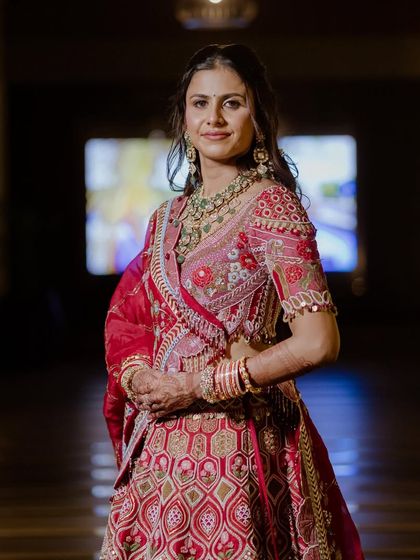 Timeless Bridal Looks photo 13