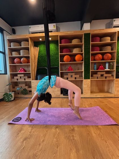 Hamsa Yoga - Kids & Family Yoga Flying High: Kids Aerial Yoga photo 7