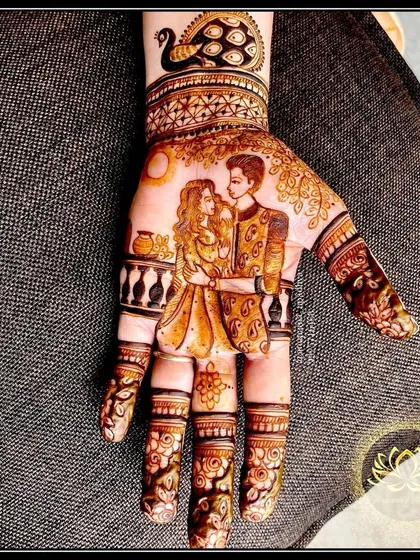 A detailed portrait of a couple for Karwa Chauth. The design captures a tender moment, perfect for celebrating your love.