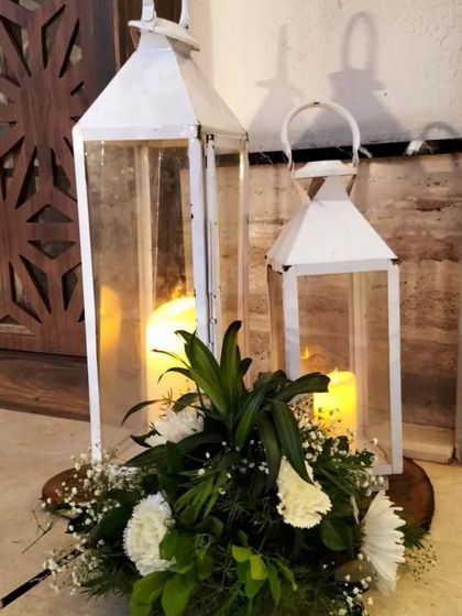 Avenues Weddings and Events - Corporate Event Planning Decor Details: Florals & Lighting photo 9