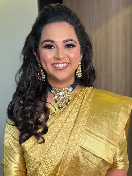 Another joyful portrait of the bride, looking absolutely radiant for her engagement ceremony.