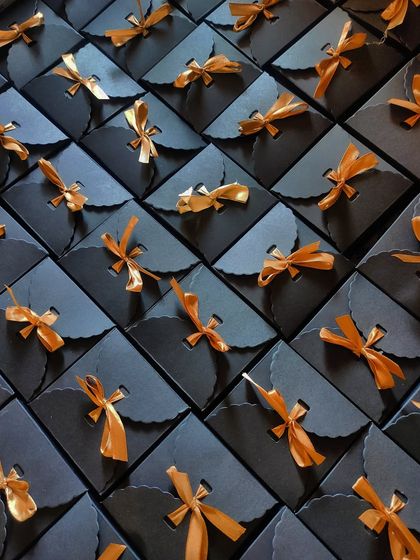 Elegance in a box. These custom gift hampers, starting from just Rs.200, are perfect for corporate events or personal celebrations where you want a touch of handmade luxury.