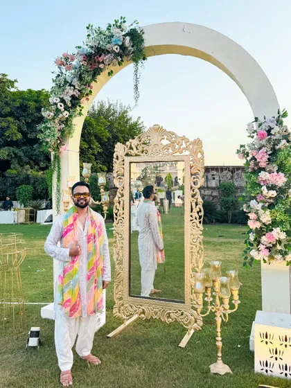 Setting the tone for a beautiful event at The Jaibagh Palace in Jaipur. The decor was as vibrant as the celebration.