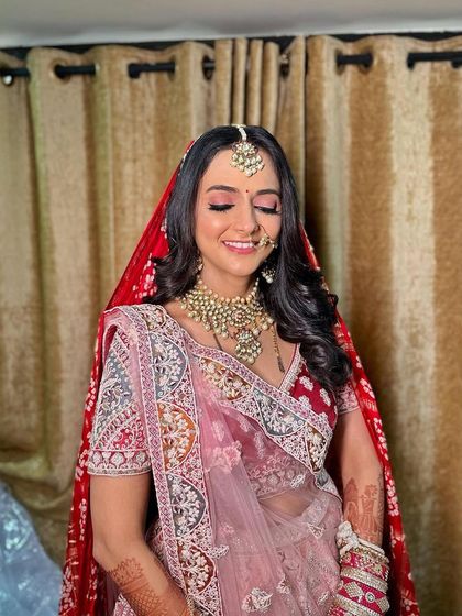 Flowing Waves & Curls photo 136