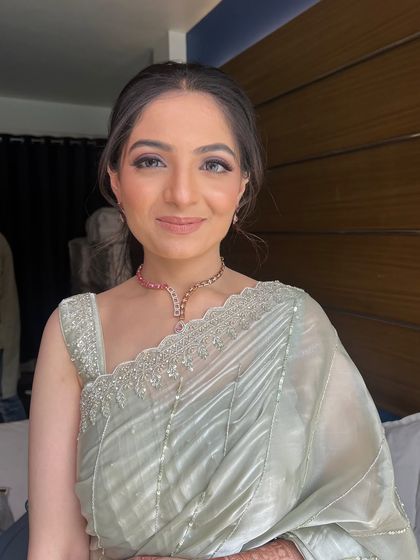 Modern Pastel & White Bridal Looks photo 77