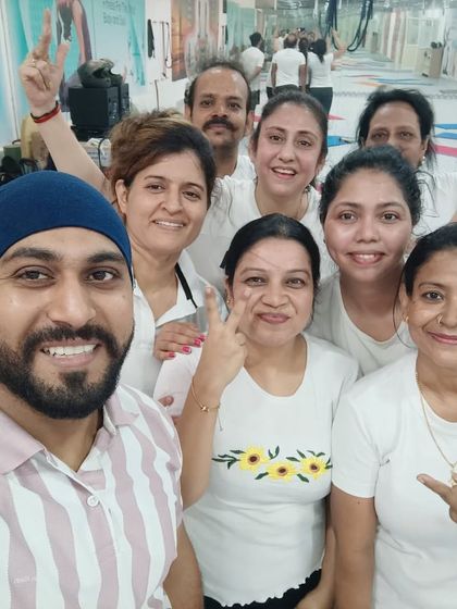 Another happy selfie with the team after our 108 Surya Namaskar challenge. The smiles say it all!