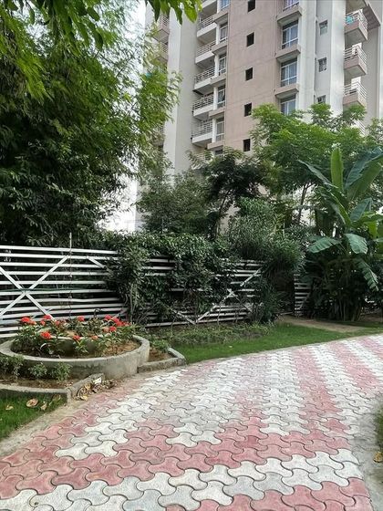 Large-Scale Landscapes: Societies & Farmhouses photo 9