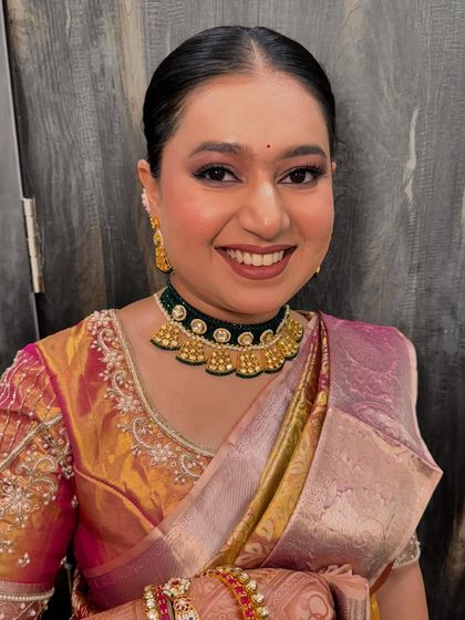 Engagement & Pre-Wedding Looks photo 11