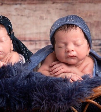 Meghana Merchant - Newborn Photography Family & Sibling Love photo 9