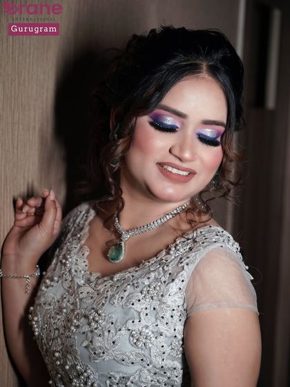 A close up of a dramatic purple smokey eye. This is an advanced technique that my students practice extensively to perfect their blending skills.