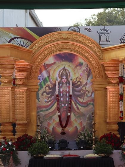 An ornate and traditional backdrop created for the Bharat Mata event. We can design and construct custom scenic elements that align with the cultural or patriotic theme of an event.