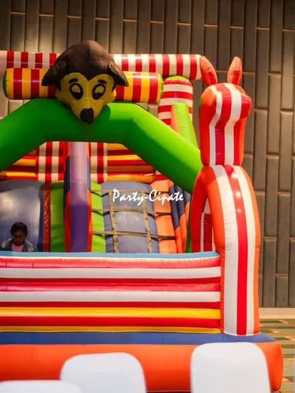 Fun and games are a must! I can also arrange for activities like this colorful bouncy castle to keep the little guests entertained.
