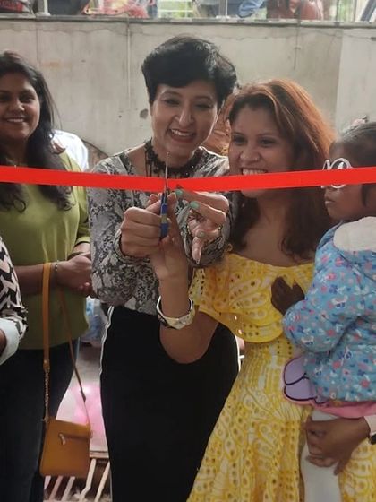 The ribbon-cutting ceremony at Ajnara Daffodil. It's official, DtF is now in Sector 137.