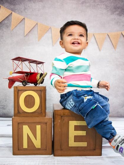 First Birthday & Pre-Birthday Shoots photo 3