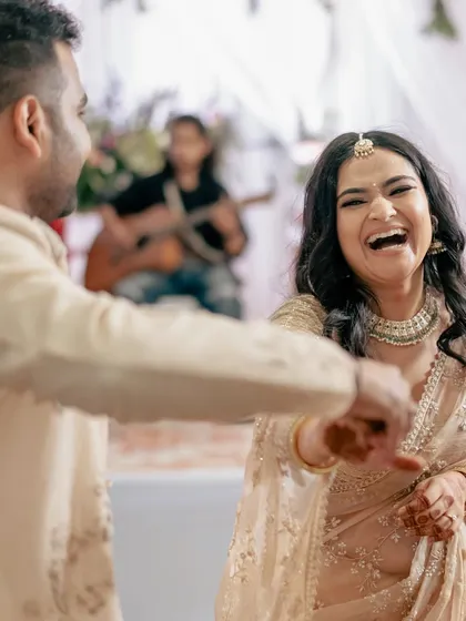 The purest joy is found in shared laughter. I focus on creating a relaxed space where you can be yourselves, resulting in candid photos that reflect the genuine happiness you find in each other.
