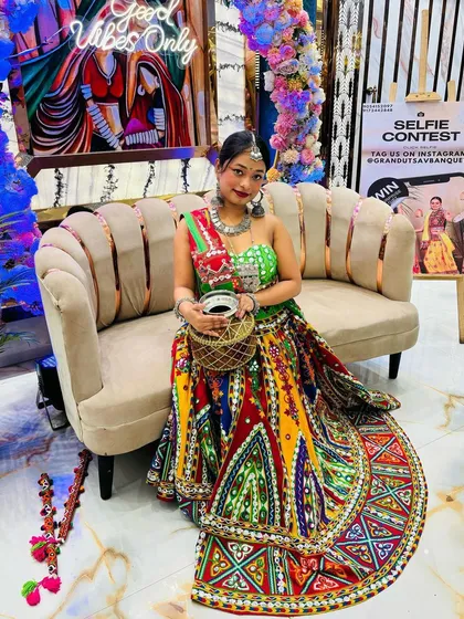 Good vibes only! Another shot of this magnificent, heavy-work lehenga, showing off its full glory. This is an outfit that is guaranteed to turn heads.