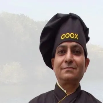 One of our experienced chefs, ready to bring his culinary skills to your home kitchen. We ensure all our chefs are not only talented but also professional and courteous.