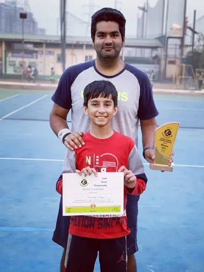 A big congratulations to our player Shaurya Juneja for winning the Under-12 boys Open Tennis tournament at Mavi Tennis Academy. We are super proud of his awesome performance.