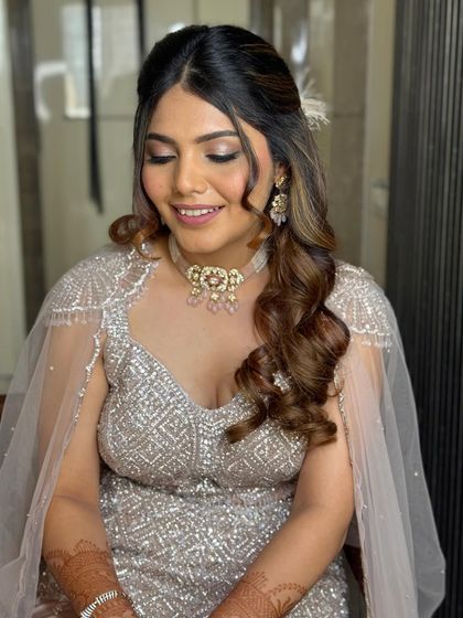 Glamorous Waves for Parties & Receptions photo 14