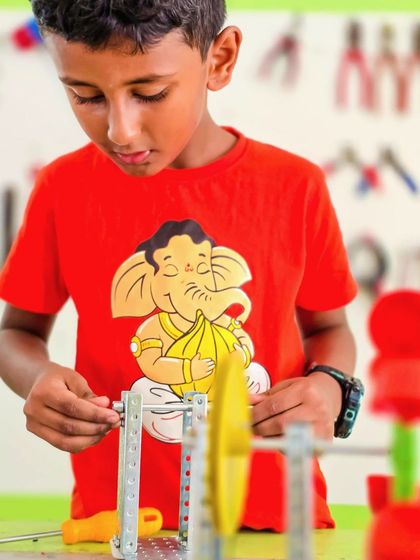 Little Wings Innovation Labs - Engineering & Maker Workshops Electronics & Robotics Lab photo 7