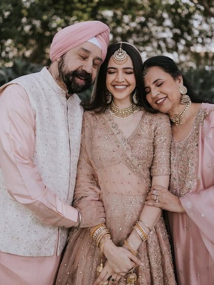 Daylight Celebrations: Haldi & Mehendi photo 23