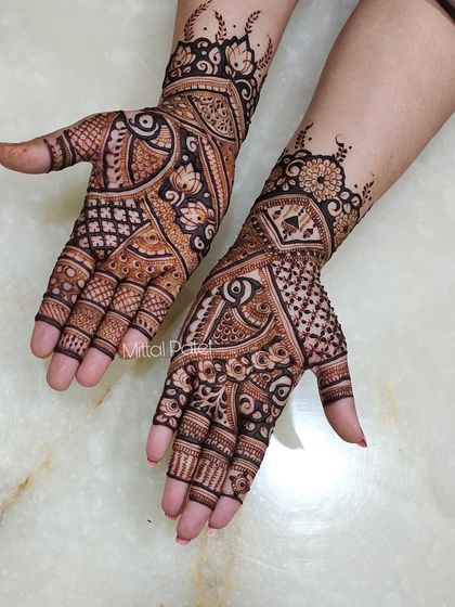 Maharashtrian & Traditional Bridal photo 34