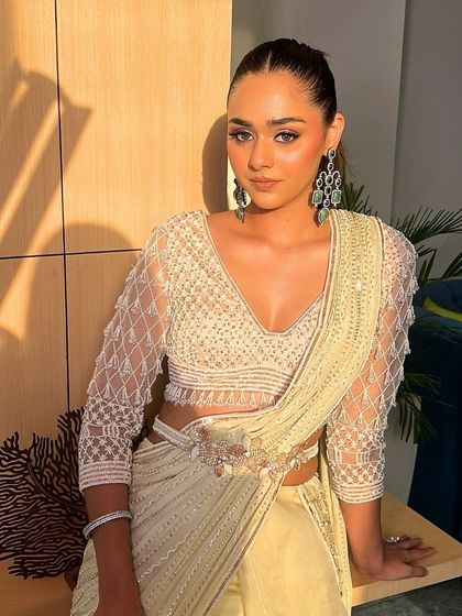 Surbhi Arora - Professional Makeup Course Glamorous Engagement & Cocktail Looks photo 9