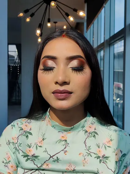 A clear view of the blended eyeshadow and sharp liner in this half cut crease. This technique is a great way to add glamour and definition to any makeup look.
