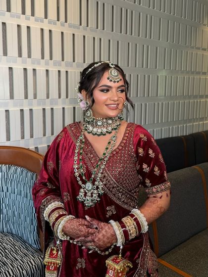 Signature Wedding Day Looks photo 6